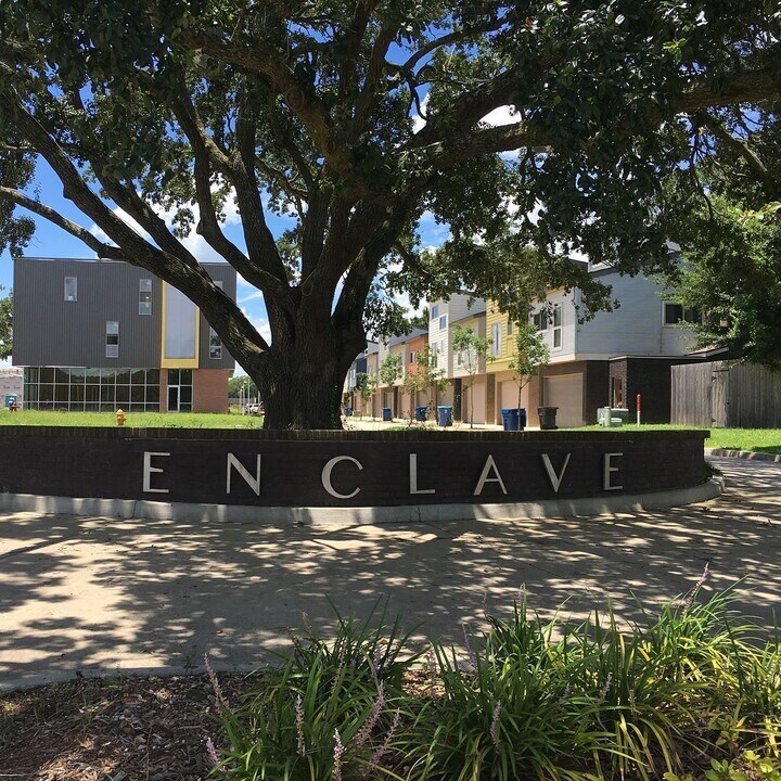 409 Highland Park Ln in Lafayette, LA - Foto de edificio