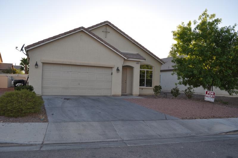 5225 Adorato Dr in North Las Vegas, NV - Building Photo