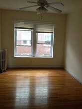 2000 W Foster Ave-Unit -2008-3 (FP) in Chicago, IL - Building Photo - Building Photo