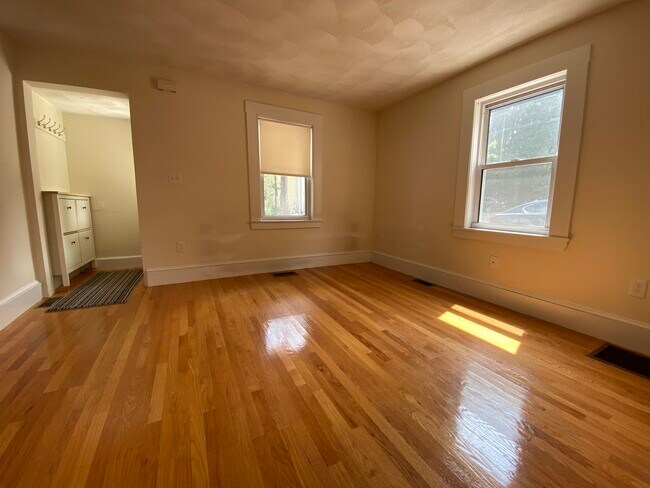 7 Rifle Ct, Unit 7 in Watertown, MA - Building Photo - Building Photo