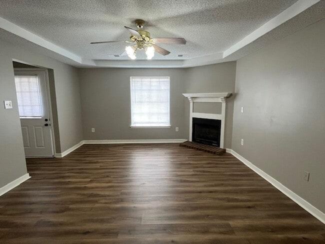 7077 Tudor Ln in Horn Lake, MS - Building Photo - Building Photo