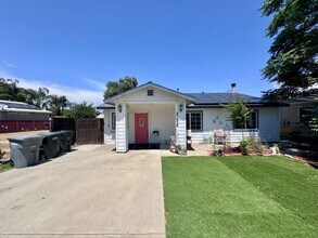 21638 Grand Ave in Wildomar, CA - Building Photo - Building Photo