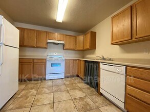 5112 4th Ave N in Great Falls, MT - Building Photo - Building Photo