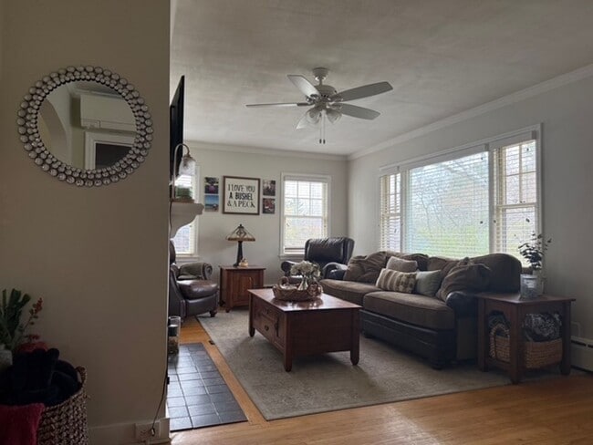 25 Parkview Terrace in Lee, MA - Building Photo - Building Photo