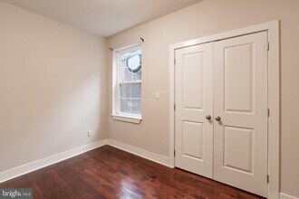 46 S 44th St in Philadelphia, PA - Building Photo - Building Photo