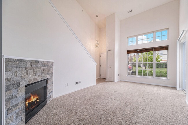 8104 Addington Dr in Commerce Township, MI - Building Photo - Building Photo