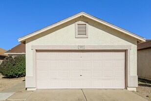 11834 W Corrine Dr in El Mirage, AZ - Building Photo