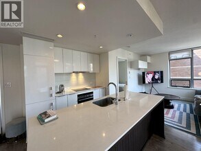 1308 Hornby St in Vancouver, BC - Building Photo - Building Photo