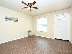 2306 Cottonwood Dr in Georgetown, TX - Building Photo - Building Photo