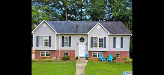 478 S Hillcrest Rd in Odenville, AL - Building Photo