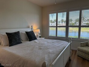 8872 Bristol Bend in Ft. Myers, FL - Foto de edificio - Building Photo