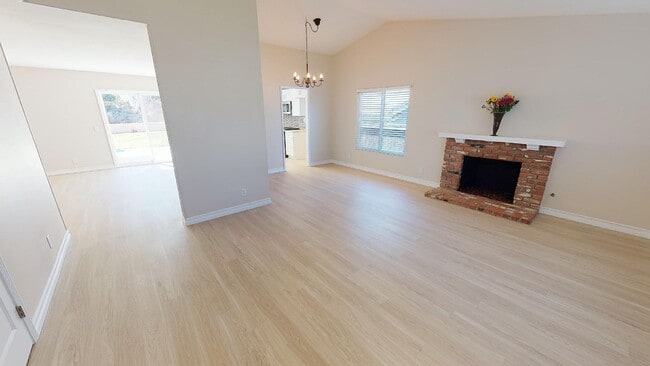 89 Los Vientos Dr in Thousand Oaks, CA - Building Photo - Building Photo