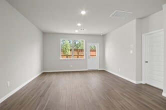 1457 Mount Bassie Trl in Conroe, TX - Building Photo - Building Photo