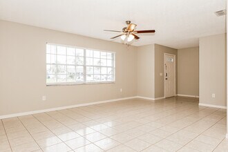 1985 Montfort Ln in Deltona, FL - Building Photo - Building Photo