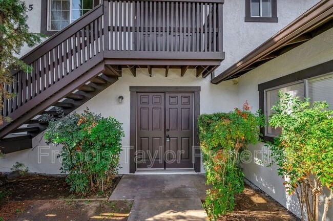 1535 S Maple St in Escondido, CA - Building Photo - Building Photo