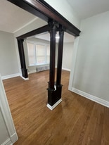 5926 S Elizabeth St in Chicago, IL - Building Photo