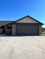 5102 58th St in Lubbock, TX - Building Photo