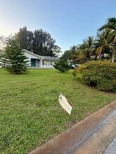 4433 Foss Rd in Lake Worth Beach, FL - Building Photo - Building Photo