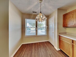 1688 Harvest Meadow Dr in Greenwood, IN - Building Photo - Building Photo