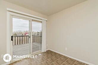 1430 Luna Vista St in Colorado Springs, CO - Foto de edificio - Building Photo