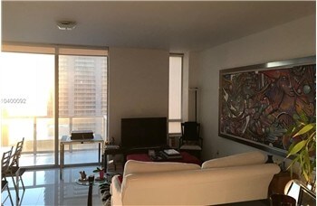 1050 Brickell Ave-Unit -3002 in Miami, FL - Building Photo - Building Photo
