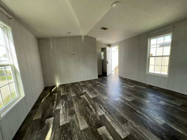 3033 S Military Trl in Greenacres, FL - Building Photo - Building Photo
