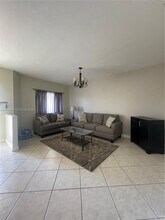 10720 NW 66th St in Doral, FL - Building Photo - Building Photo
