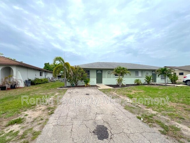 1326 SE 24th Ave in Cape Coral, FL - Building Photo - Building Photo