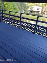 8201 Hall Ln in St. Augustine, FL - Building Photo