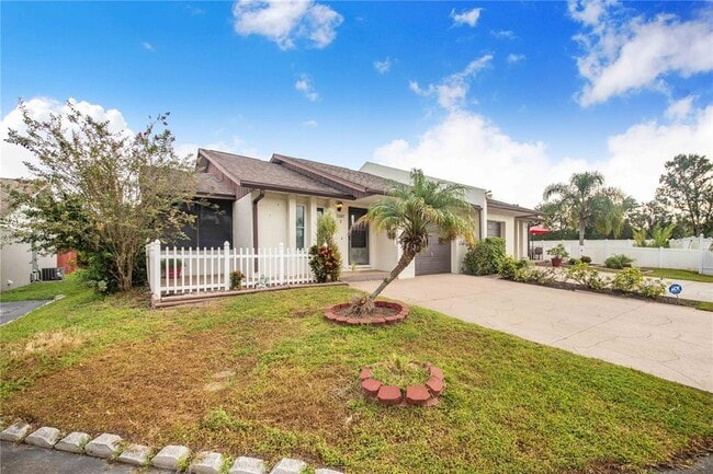 5107 Old Rd 37 in Lakeland, FL - Building Photo - Building Photo