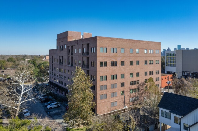 1111 Studewood St in Houston, TX - Building Photo - Building Photo