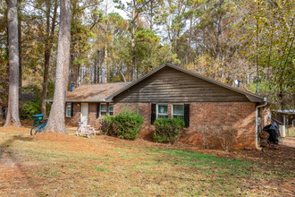 Hidden Pines in Athens, GA - Building Photo - Building Photo