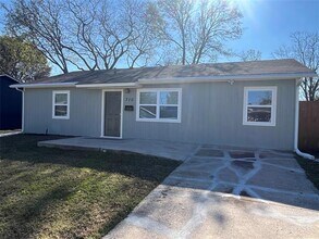 710 Alto Dr in Garland, TX - Building Photo - Building Photo