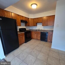 11378 Laurelwalk Dr in Laurel, MD - Building Photo - Building Photo