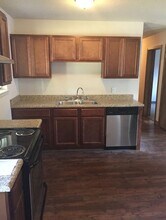 2650 E Elm St in Springfield, MO - Building Photo - Building Photo