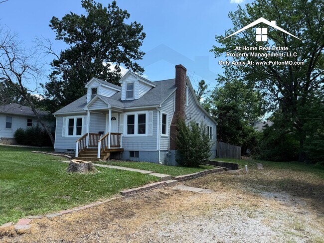 1502 Forest Ave in Fulton, MO - Building Photo - Building Photo