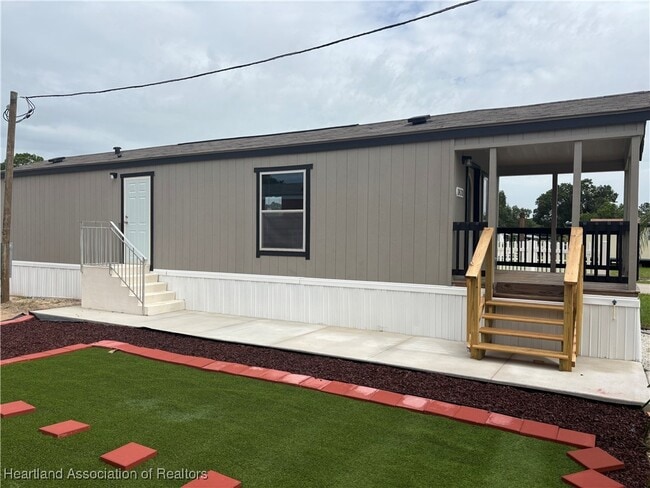 2420 Hammock Rd in Sebring, FL - Foto de edificio - Building Photo