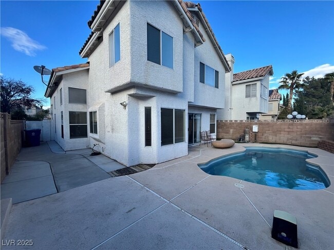 9229 Magic Flower Ave