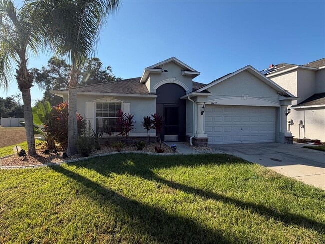 10214 Summer Azure Dr in Riverview, FL - Building Photo - Building Photo