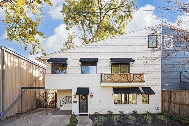 1919 Missouri St in Houston, TX - Building Photo - Building Photo