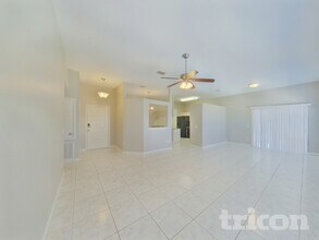 831 Monroe Harbor Pl in Sanford, FL - Building Photo - Building Photo