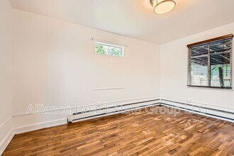 2110 S Sherman St in Denver, CO - Building Photo - Building Photo