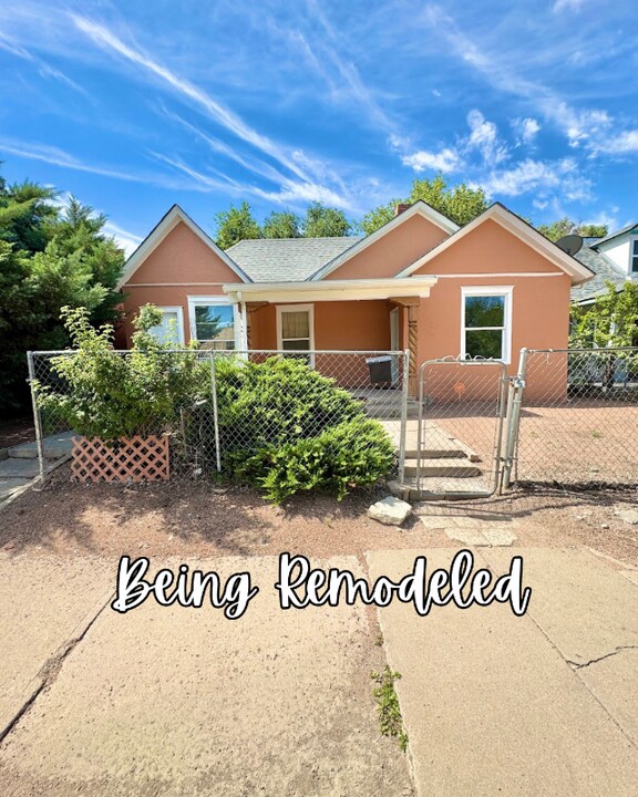 904 W 13th St in Pueblo, CO - Building Photo