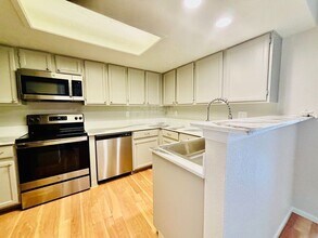 8134 Gray Ct in Arvada, CO - Building Photo - Building Photo