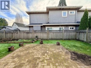 8368 Ruskin Rd in Richmond, BC - Building Photo - Building Photo