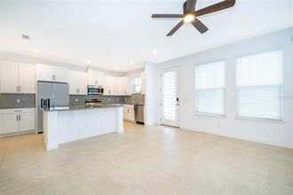 7039 Nemours Pkwy in Orlando, FL - Building Photo - Building Photo