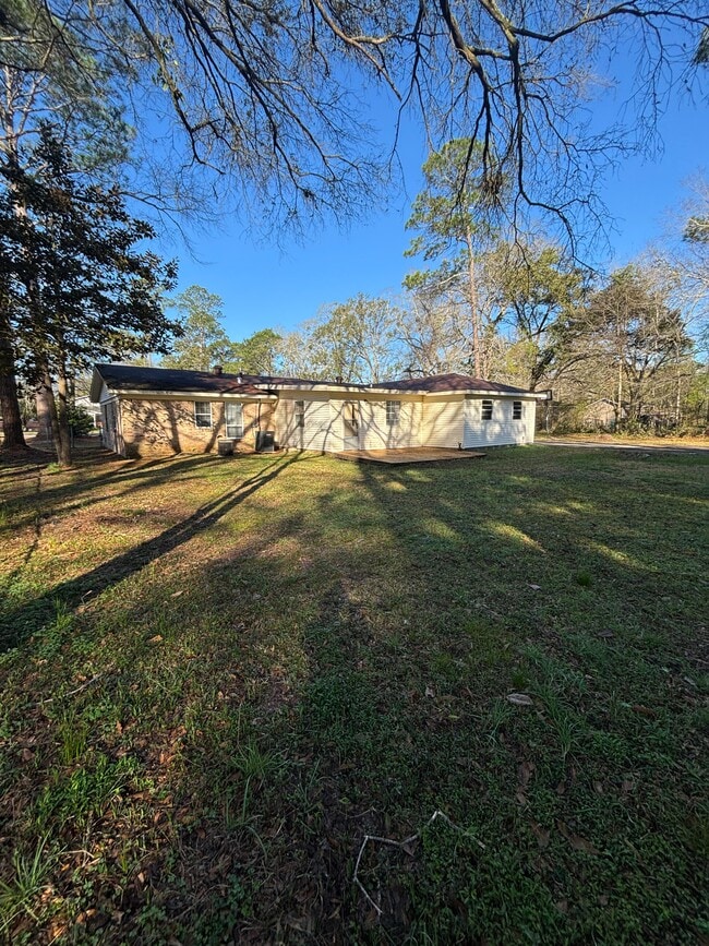 14 Sara Forest Dr in Saraland, AL - Building Photo - Building Photo