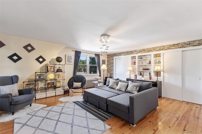 property at 320 Tulip Ave