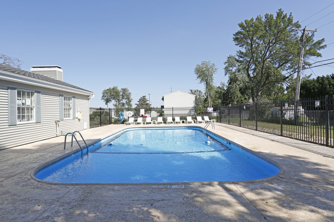 Westporte Apartments in Peoria, IL - Foto de edificio - Building Photo