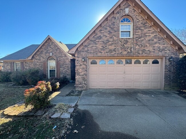 property at 533 Autumn Meadows Ln
